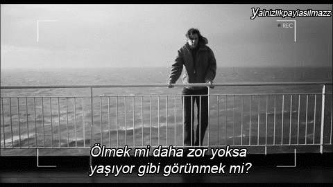 Ölmek mi zor olan yoksa yaşıyor gibi görünmek mi?