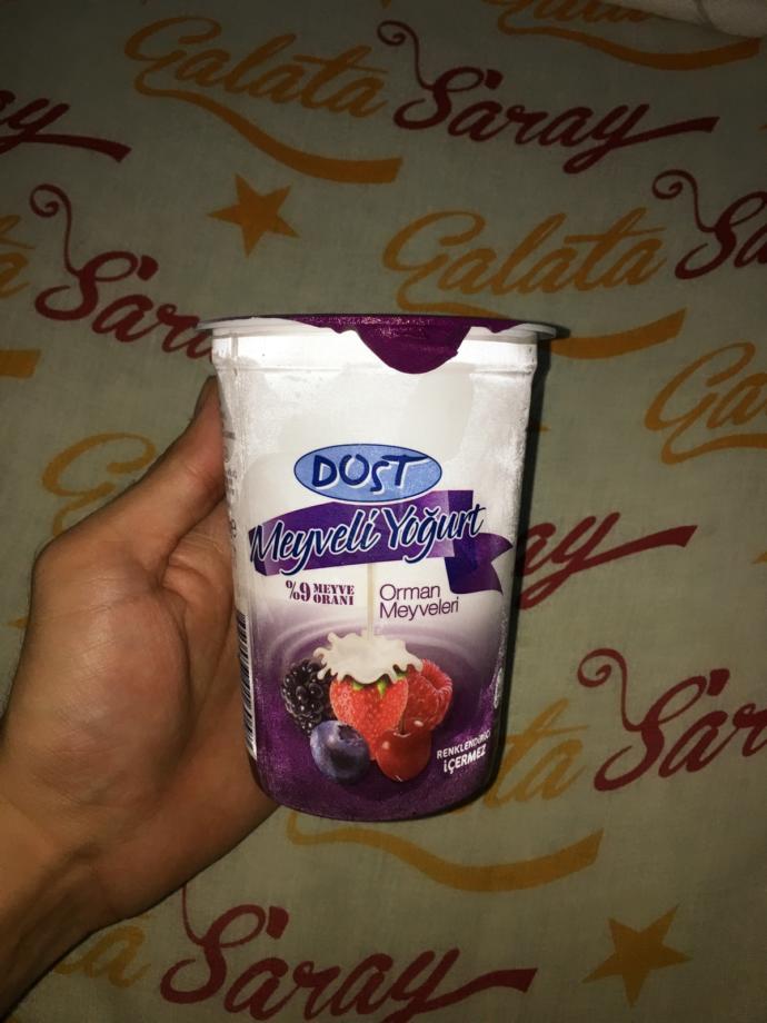 Kim benimle BİM'in dost meyveli yoğurdunu aynı kaptan yer 😌?