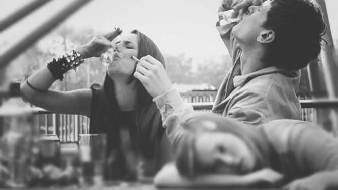 Rakı içerken insanın aklına kim gelir?
