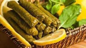 Yapılan ufak ankete göre Türkiye'de en çok sevilen yemek Yaprak Sarması! Peki siz en çok hangi yemeği tercih ediyorsunuz??