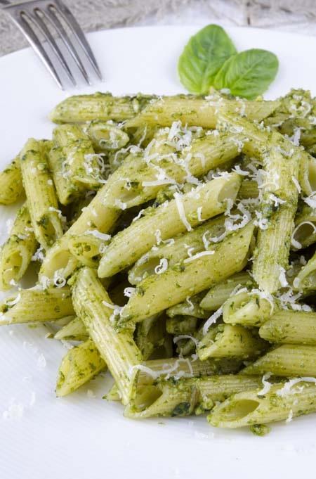 Pesto sos tadı nasıl? Pesto soslu makarna sever misiniz?