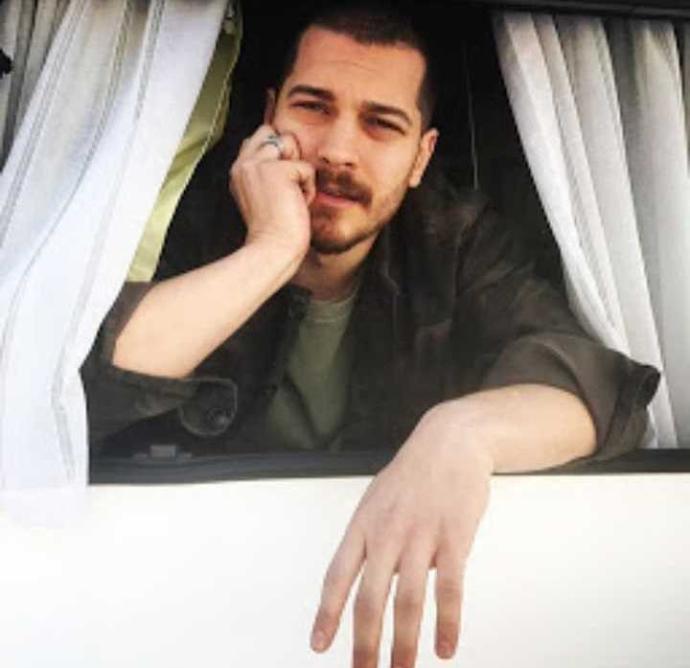 Aras Bulut İynemli VS Çağatay Ulusoy?