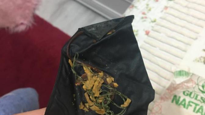 Evde bir şey buldum bilmiyorum ne muska olabilir mi yazı falan Yok içinde ama?