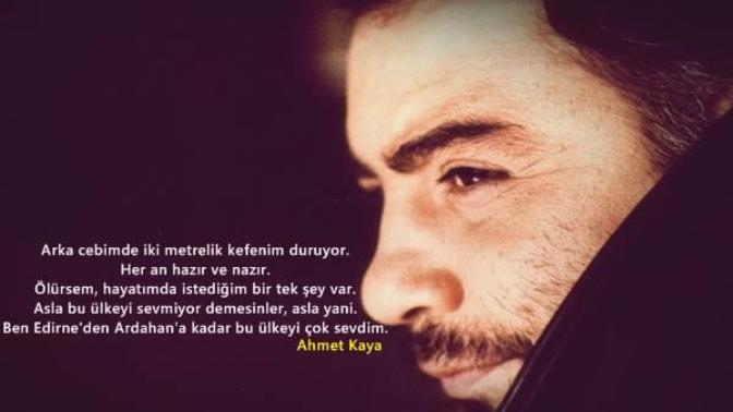 Solcuların yüksek sesle dinlediği Ülkücülerin kısık sesle dinlediği aşırı islamcıların korkarak dinlediği başka şarkıcı varmıdır?