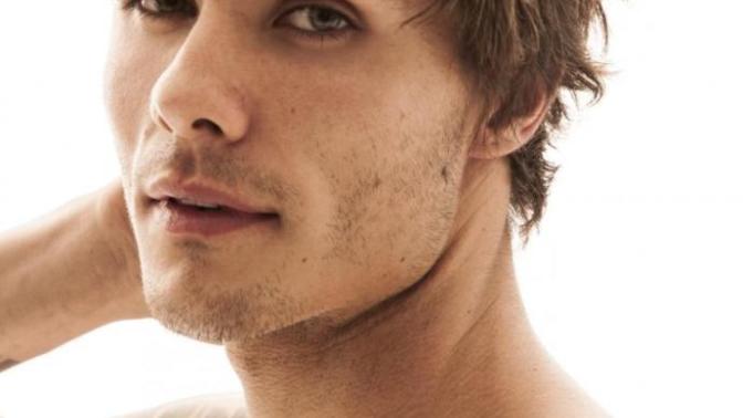 Kızlar, Zac Efron'a benzetilen Barış Murat Yağcı sizce yakışıklı mı?