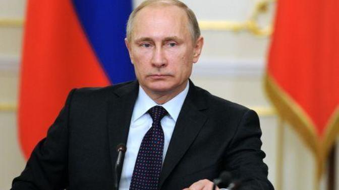 Vladimir Putin çok yakışıklı değil mi ya?