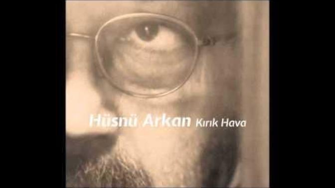 "Yolları denize varan insanlar dururken, çıkmaz sokakları sevmeyin." Siz sevgi işlerinde hangisini seçtiniz?