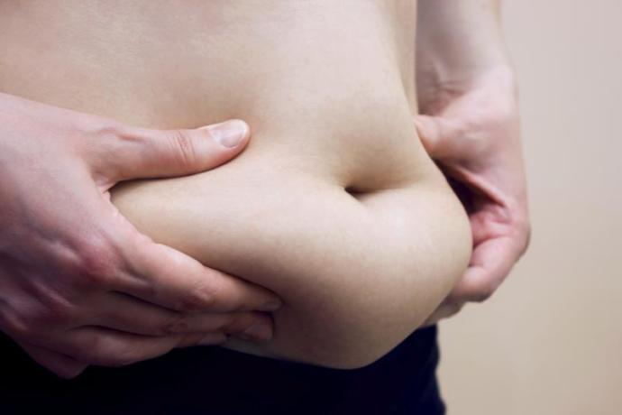 Düz bir karın için uyguladığınız beslenme ve spor programı var mı?