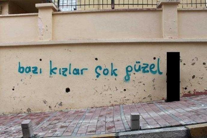 Şu ana kadar rastladığın en güzel duvar yazısı neydi?