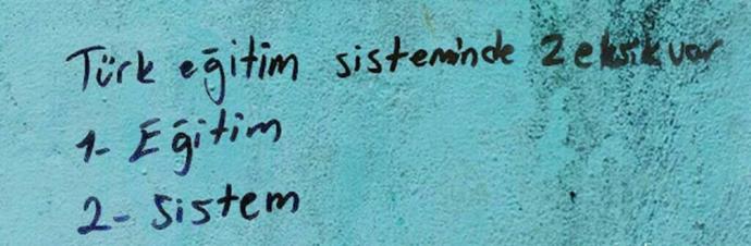 Şu ana kadar rastladığın en güzel duvar yazısı neydi?