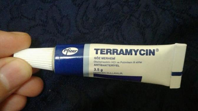Terramycin nasıl kullanılır, Terramycin göz merhemi nasıl uygulanır?