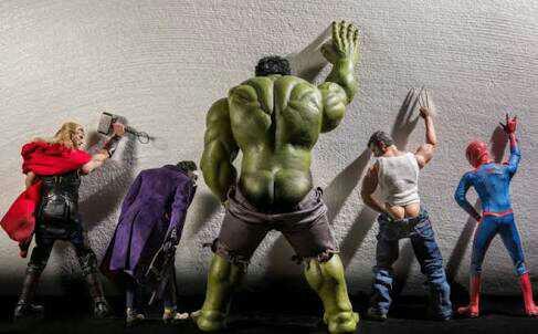 Hangi "Marvel"Karakteri Olmak Istersiniz??