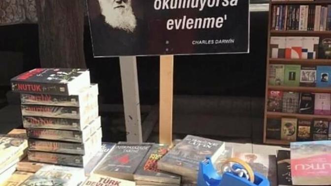 Kitap okumayan biriyle evlenir misiniz?