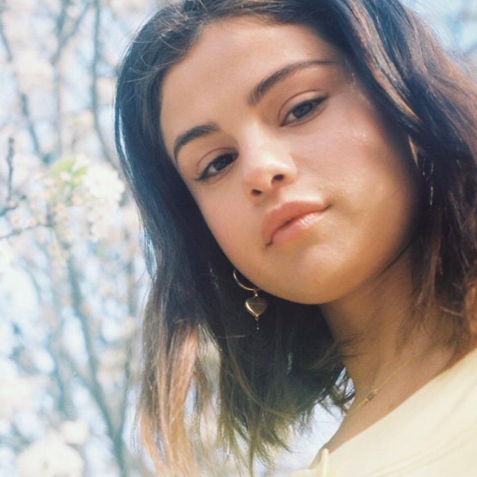 Selena Gomez çok güzel bir kız değil mi sizce de ?