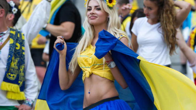 Sevgilim dinamo kiev takımını tutuyor ben beşiktaşlıyım sizce beni ezer mi?