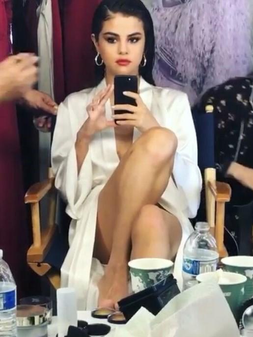 Selena Gomez hayatı boyunca kaç kişiyle ilişki yaşamıştır?