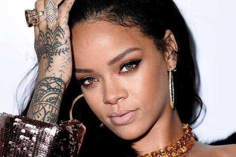 Rihanna, Bekaretini Kaybettiği Güne Dönmek İstiyor! O andan pişmanlık mı duyuyor sizce??