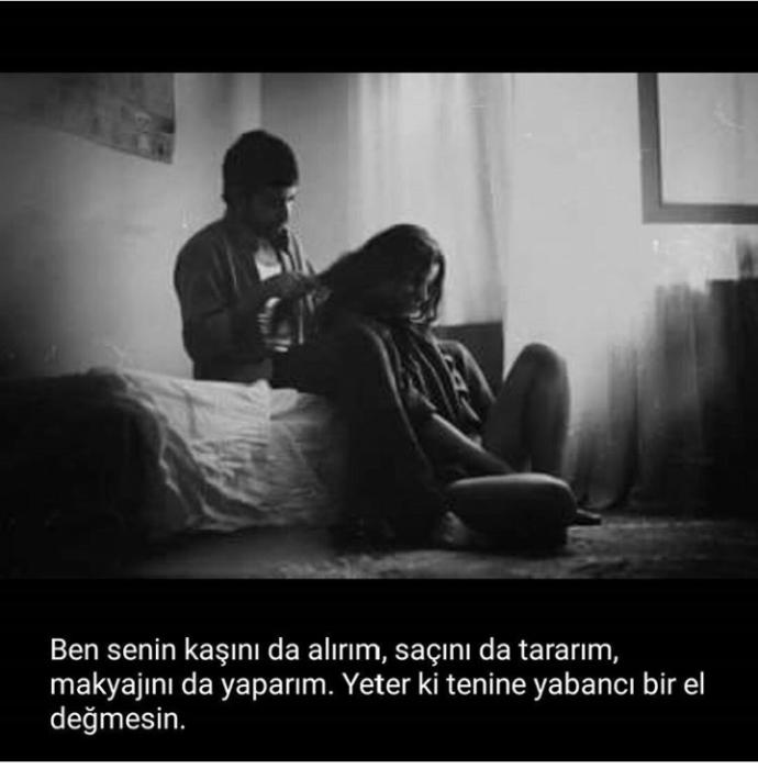 Kaldimi ki boyle seven  acaba?🤔🤔?