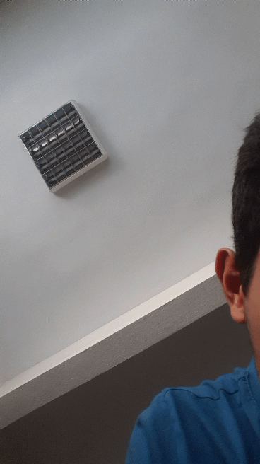 Benim kulağım oynuyor? 