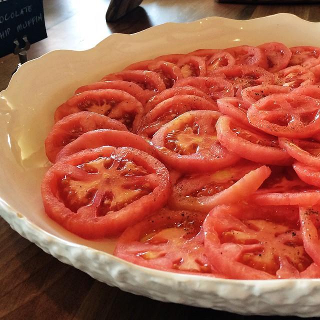 Domatesi kabuklu mu yersiniz kabuksuz mu?