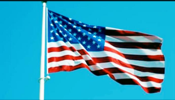 Dunyada yıkılmayan  ya da  değişime girmeyen tek bir ulke var oda Amerika.Neden hic yıkılmadı ?