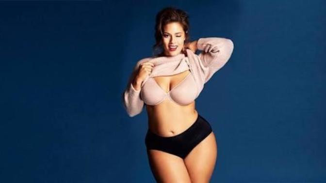 BÜYÜK MANKEN ASHLEY GRAHAM?