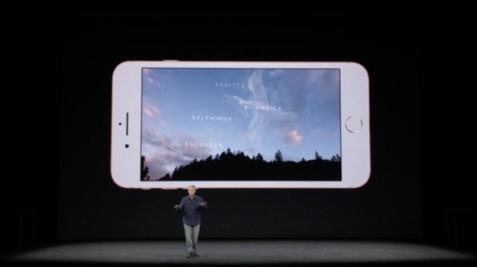 İPhone 8 ve iPhone 8 Plus'ın fiyatı, özellikleri belli oldu. Nasıl buldunuz yeni iPhone'u?