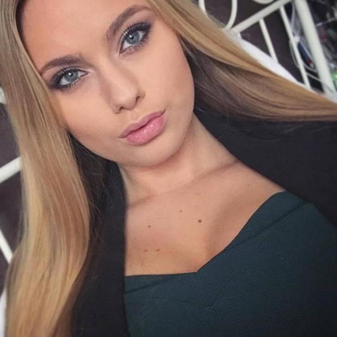 Sizce bu güzel hatun Hangi ülke vatandaşı?