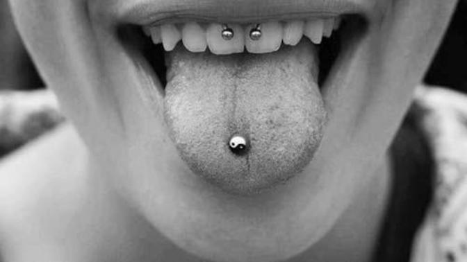 Piercingi olan biriyle sevgili olur musunuz?