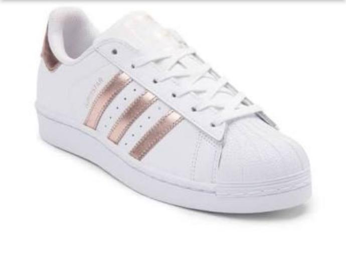 Adidas superstar?