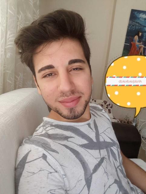 Bugün berberde kaşlarımı aldırttım,sizce kötü mü duruyor??