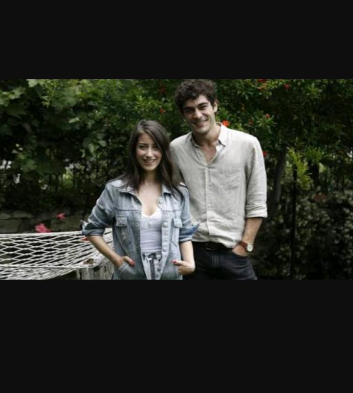 Hazal Kaya'ya en çok hangi partneri yakışıyor sizce?