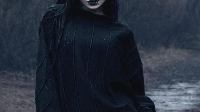 Bu fotoğrafa 5 dakika bakınca satanist oluyorsunuz yorumlarınız ne?