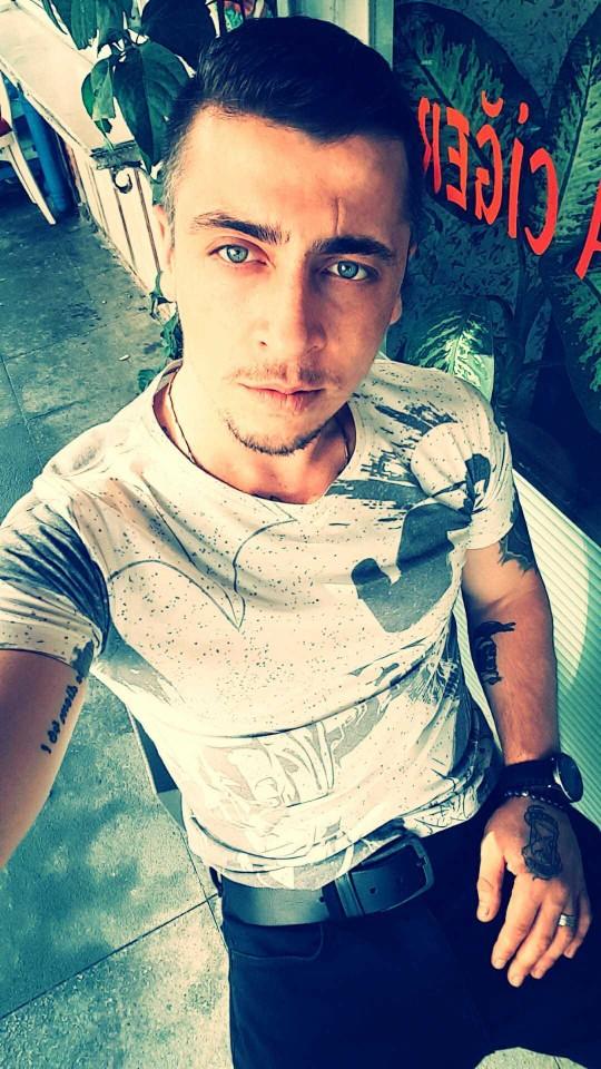 Hangi renk sütyen daha kadınsı duruyor?