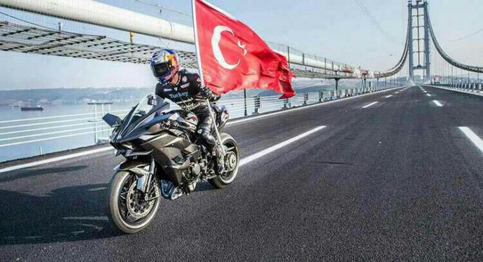 Mıtsubıshı mi, Toyota mı,Nissan mı,Kawasaki mi,Mazda mı,Honda mı,Kawasaki mi.?