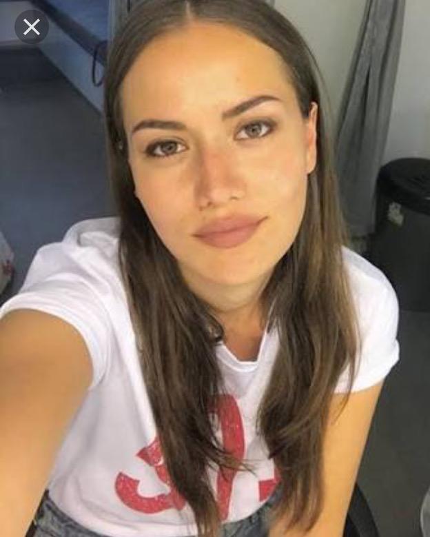 Benim saçlarım neden böyle ?