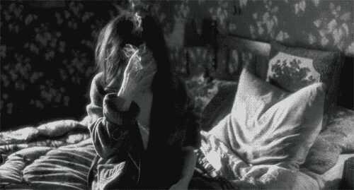 Bi sigara daha yakalımmı? uzakta olup burnumuzda tütenler için??