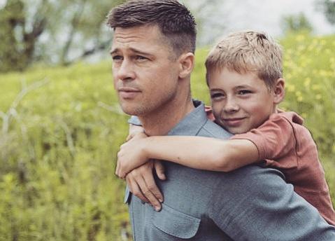 Bradd Pitt'in yeni sac modeli yakismismi ?
