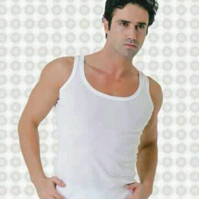 İçinize atlet giyer misiniz yoksa atletsiz mi dolaşırsınız :-D ?