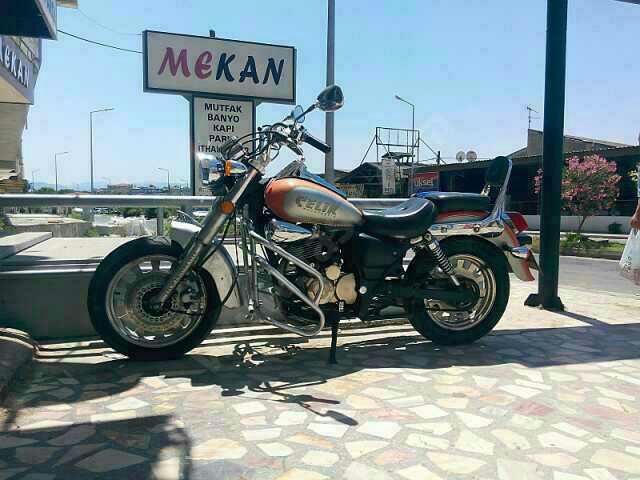 Kawasaki ,mi Honda ,mı Suzuki,mi,Yamaha,mı Hyosung,mu Mondial,mı,Çelik,mi??