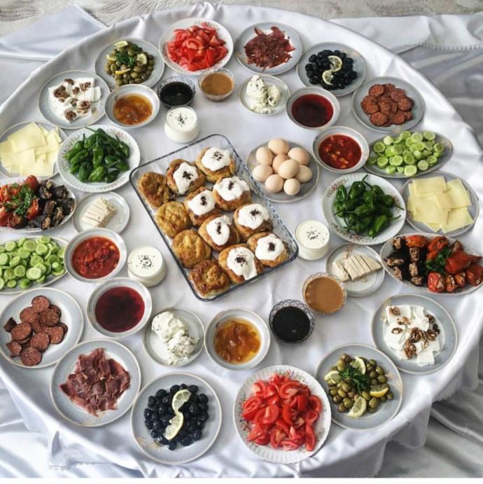 Yarın sabah kim bana böyle kahvaltı hazırlar 😍?