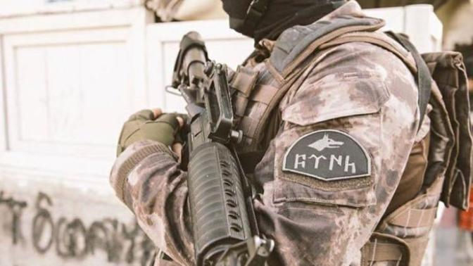 HDP şikayet etti TSK Askeri üniformalara Göktürkçe ve Bozkurt gibi armaları yasakladı ne düşünüyosunuz?