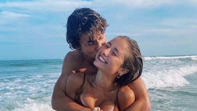 Yaz aşkında dünya üçüncüsüyüz! Tatilde hiç aşk yaşadınız mı ya da tatildeyken bir yabancıyla romantik bir deneyiminiz oldu mu?