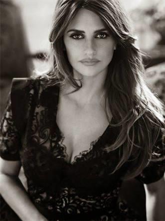 Penelope cruz güzel mi çirkin mi sizce?