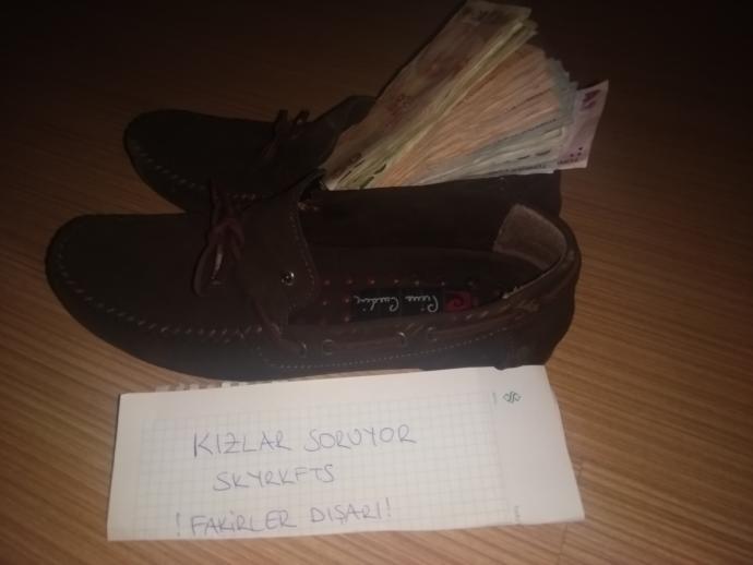 Bir çantaya 100-200 lira verir misiniz?