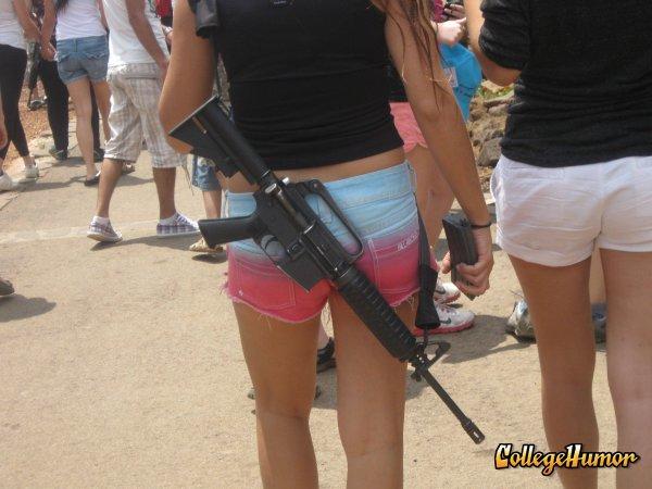 İsrailde yahudi kadınlar neden yanlarında M16 taşıyor?