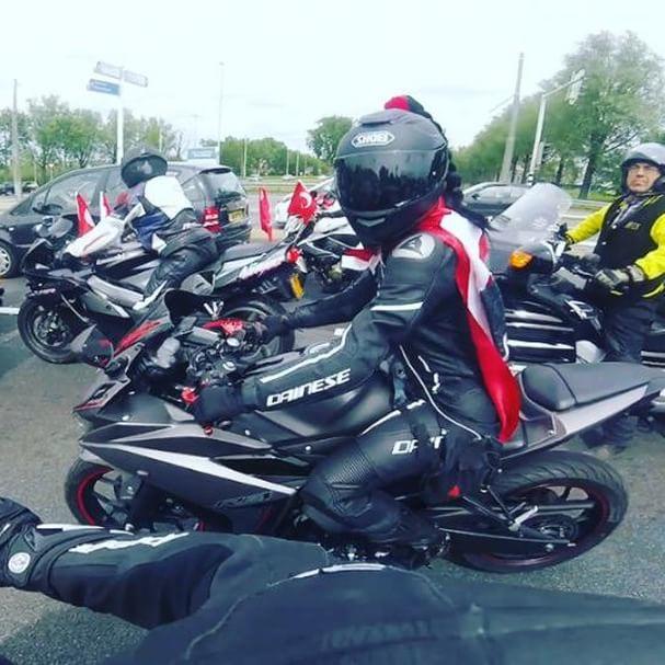 Motor süren kadınlar çekici mi?