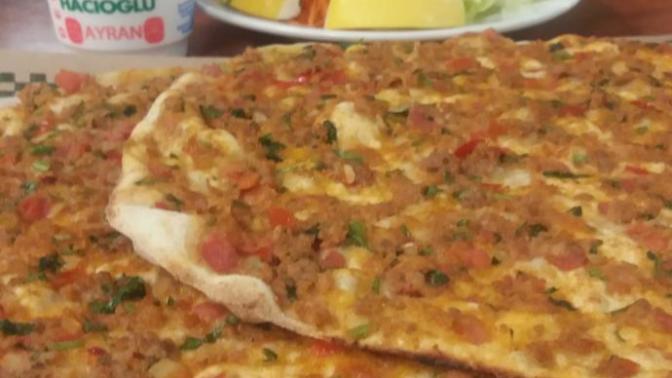Lahmacun sever misiniz?