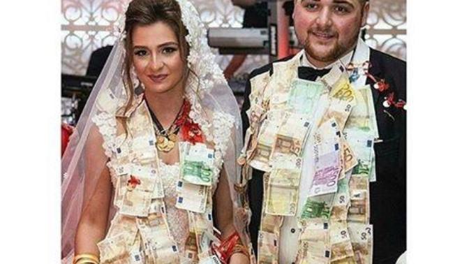 Düğün sonrası aileler arasında çıkan bu takı kavgası hakkında görüşleriniz nedir?