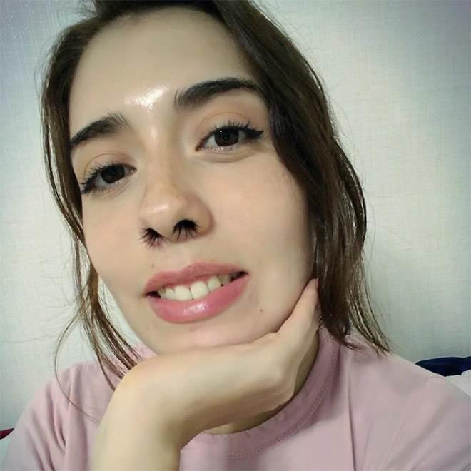 Kızlarda burun kılı modası sizce nasıl 😀?